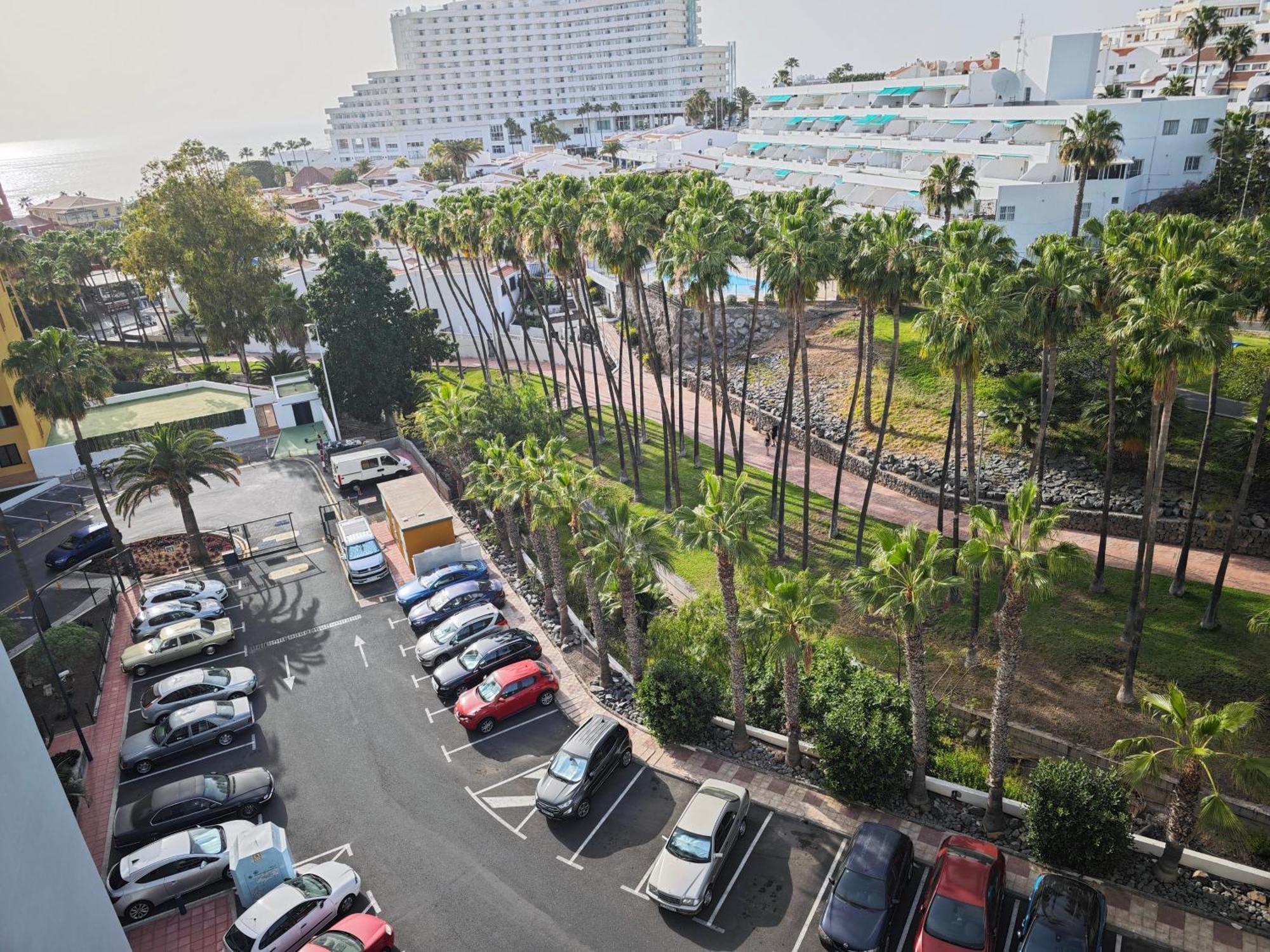 Blanco&Azul - Comfortable Ocean View Apartment Next To The Beach Playa de las Americas  Ngoại thất bức ảnh