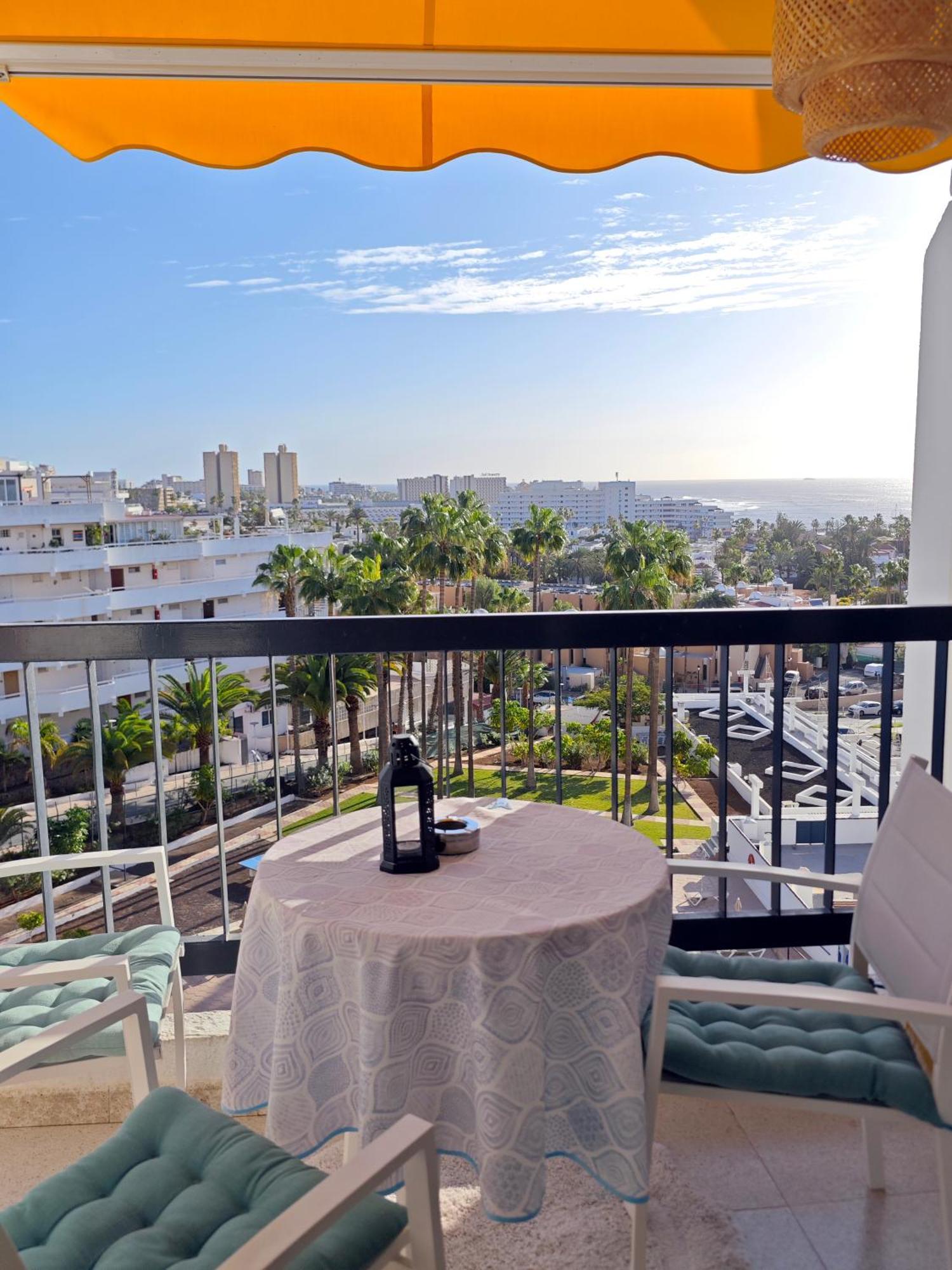 Blanco&Azul - Comfortable Ocean View Apartment Next To The Beach Playa de las Americas  Ngoại thất bức ảnh